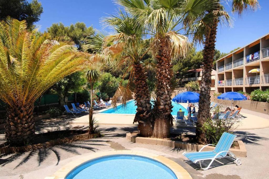 Sanary Sur Mer Appartement 30M2 T2 Avec Terrasse Piscine 10Min A Pied De La Plage מראה חיצוני תמונה